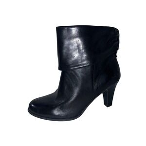 BCBGeneration Shoes Black Leather Foldover Heel Ankle Boots Women's Size 9.5B